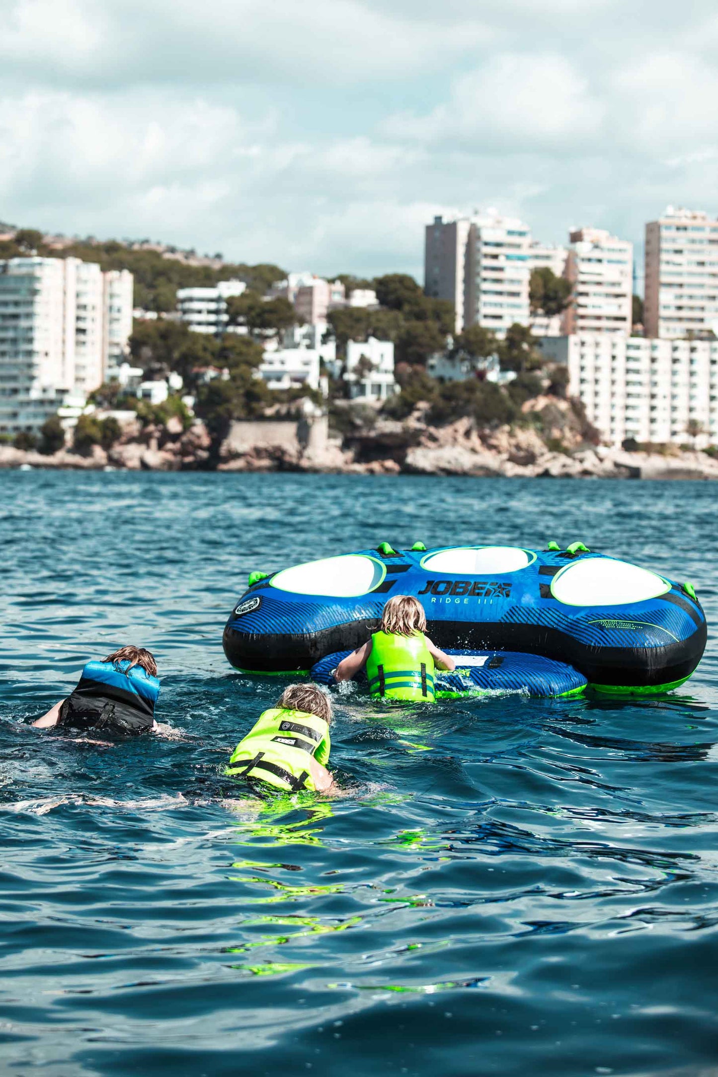 Jobe Ridge Towable 3P リッジ トーイングチューブ 3人乗り 230322003