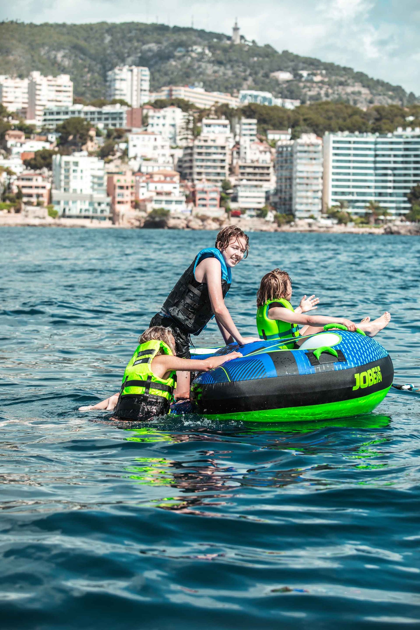 Jobe Ridge Towable 3P リッジ トーイングチューブ 3人乗り 230322003