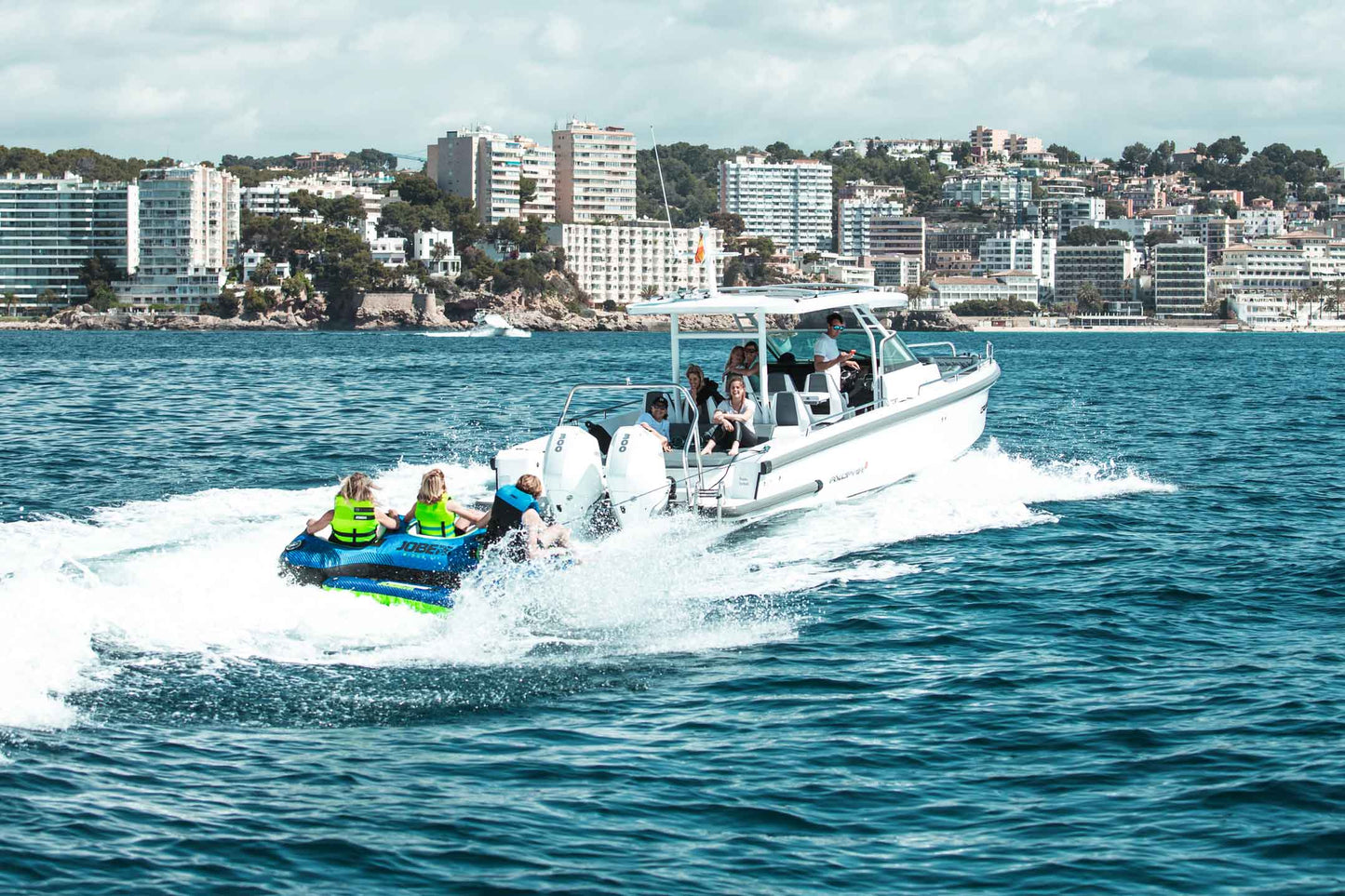 Jobe Ridge Towable 3P リッジ トーイングチューブ 3人乗り 230322003