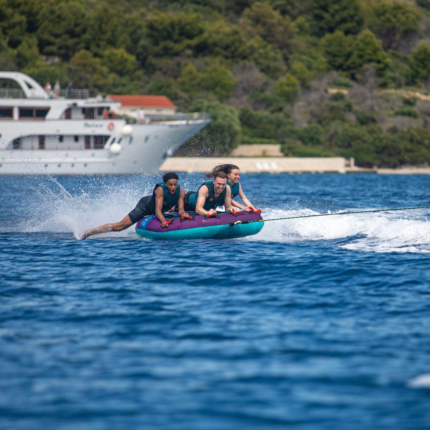 Jobe Droplet Towable 3P ドロップレット トーイングチューブ 3人乗り 230325004